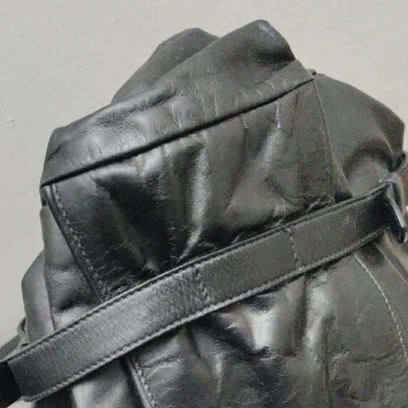 Prada Black Leather New Look Tote Bag - Picture 5 of 14